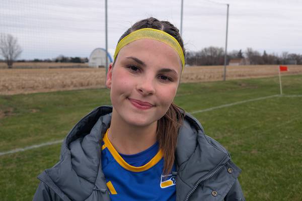 Liz Smith, Johnsburg celebrate season-opening win over Richmond-Burton
