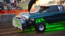 Photos: Leaf River Daze Tractor and Truck Pull