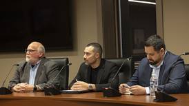 Forum brings together Sterling City Council candidates 
