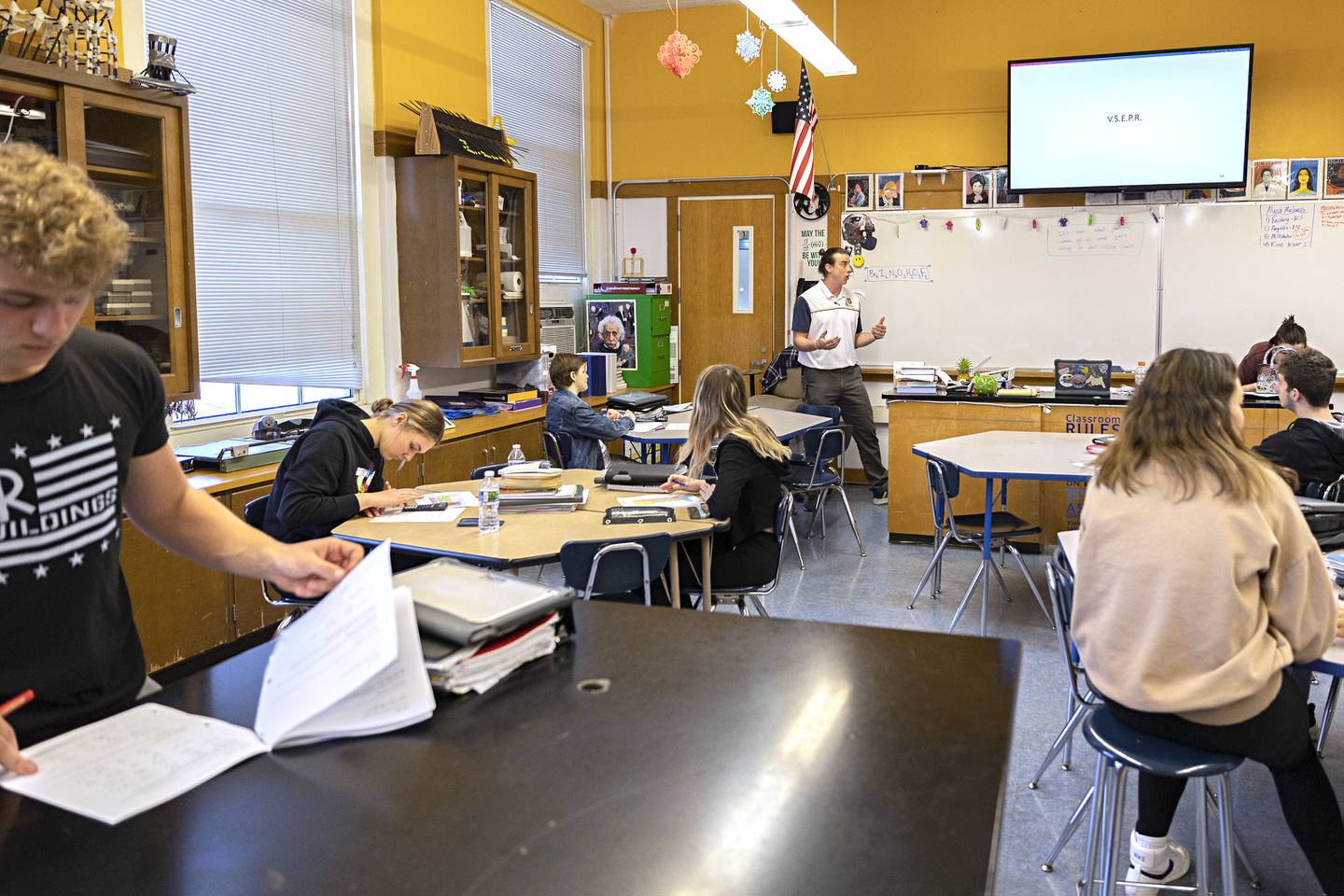 Sterling High School science teacher Timothy Kelleher runs a class Tuesday, March 28, 2023.