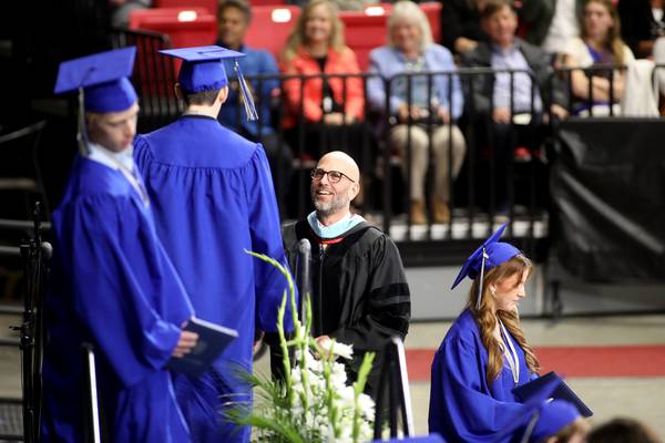 Nominations open for Distinguished Alumni Class in St. Charles School District 303 