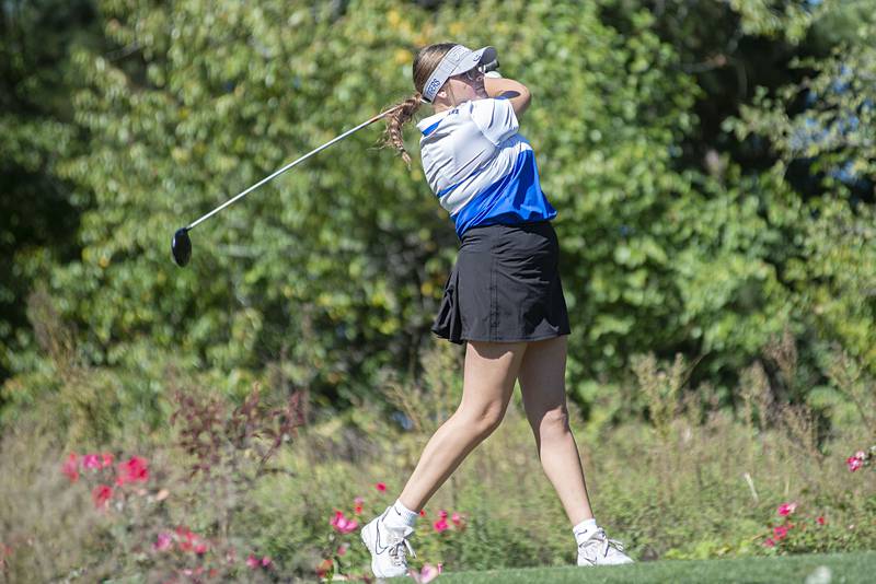 Princeton’s Addie Carr dives off the #6 tee at Deer Valley during class A girls regional golf Thursday, Sept. 29, 2022.