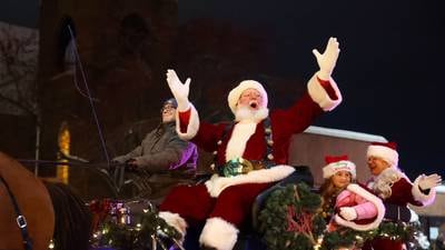 Santa arrives to Bradley’s 40th Christmas Parade