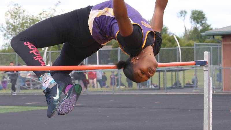Mendota’s Mariyah Elam, Morris’s Ava Conley heading to state in trio of events from 2A sectional