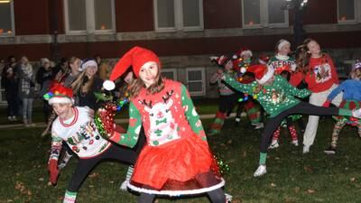 Oregon’s Candlelight Walk kicks off Christmas season