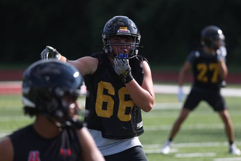 Joliet West linebacker John Wyzykowski call out a motion at the Morris 7 on 7 scrimmage. Tuesday, July 19, 2022 in Morris.