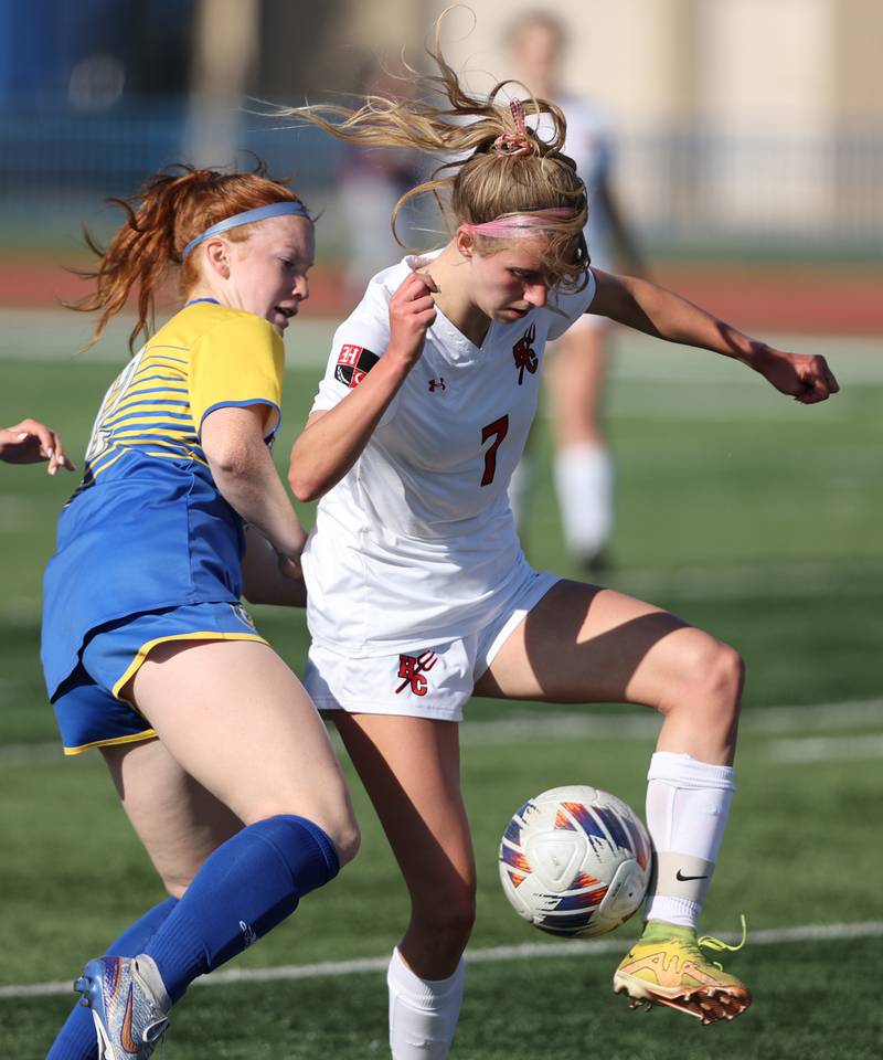Hinsdale Central's Caroline Mortonson (7) handles the ball during the IHSA Class 3A girls soccer sectional final match between Lyons Township and Hinsdale Central at Reavis High School in Burbank on Friday, May 26, 2023.