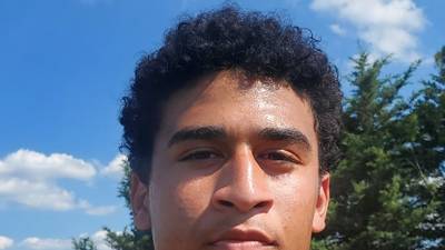 As lone returning starter, Kane Martinez showing the way on Wheaton Warrenville South O-line