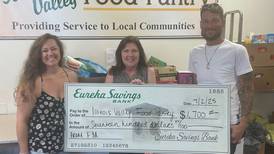 La Salle tavern donates $1,700 to Illinois Valley Food Pantry