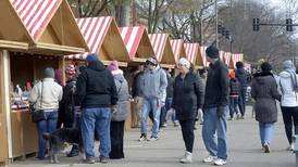 Illinois Valley stores, chambers unite to boost shop local efforts for the holiday season