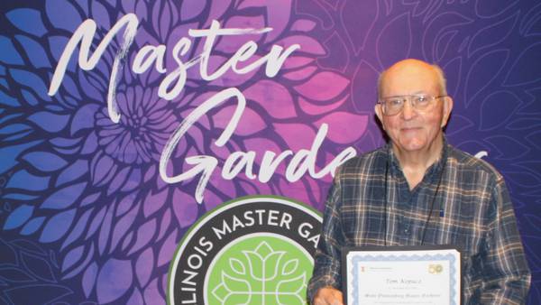 Kendall County volunteer earns high honors at Illinois’ 50th anniversary master gardener conference