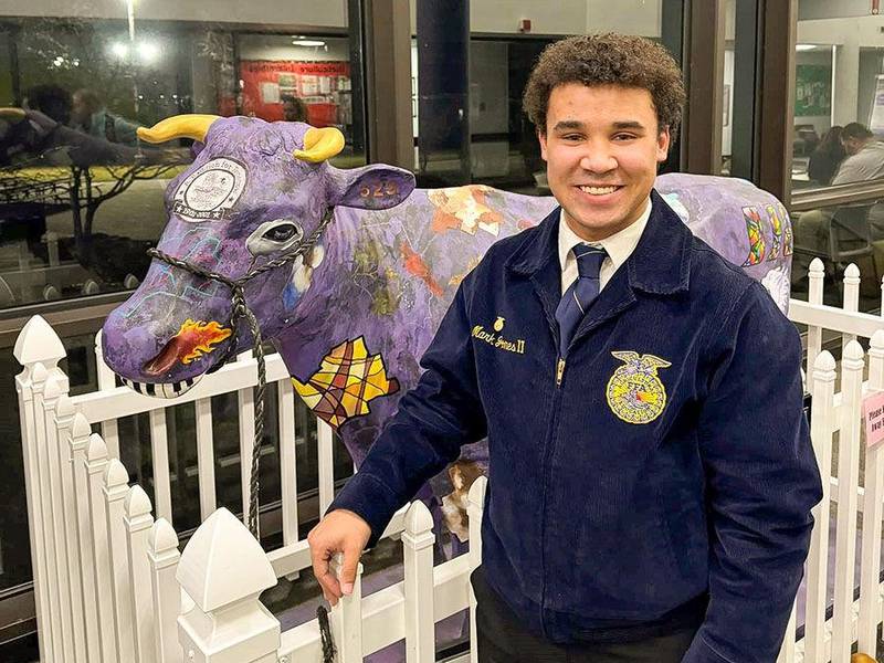 Mark Jones II never expected to be seeking an agricultural career when he joined FFA at Peotone High School. Now he’s on a course to be an ag teacher.