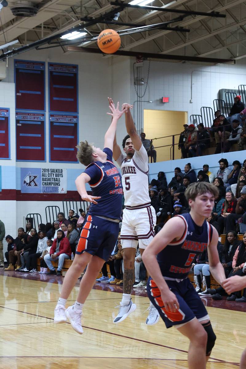 Kankakee's EJ Hazelett shoots a 3-pointer during the Kays' 74-60 victory over Mahomet-Seymour on Tuesday, Dec. 2, 2025.