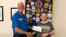 McHenry Lions Club donates to Wonder Lake Food Pantry