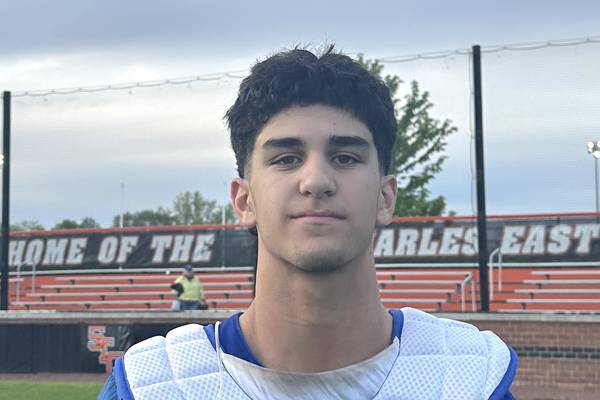 Ryne Shroff hits go-ahead two-run home run in eighth inning to help Wheaton North take down St. Charles East