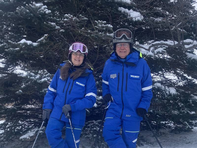 Rochelle couple start 50th year of ski instruction