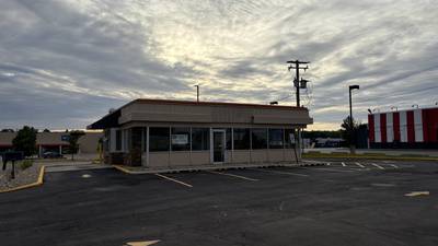 Roosty’s Chicken & Shakes to open drive-thru location in Ottawa