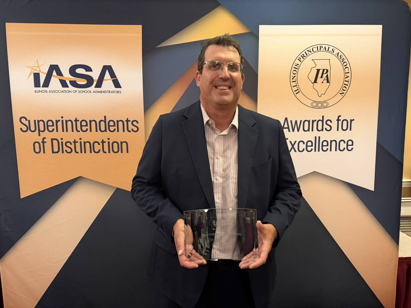 John Palan, superintendent of Grant Park CUSD 6, has been named the 2026 Superintendent of Distinction by his peers in the Three Rivers Region of the Illinois Association of School Administrators.