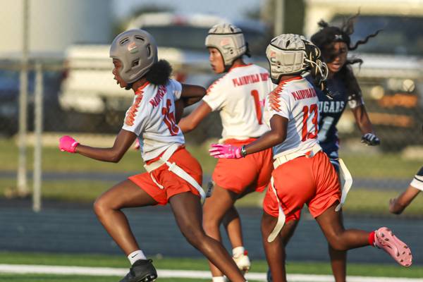 Plainfield East, Siah Purnell run past Plainfield South