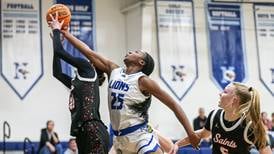 Stanford recruit Nora Ezike shakes off early spills, scores 29 to power Lyons past St. Charles East