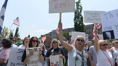 Demonstrators set for Saturday’s No Kings rallies throughout DuPage County