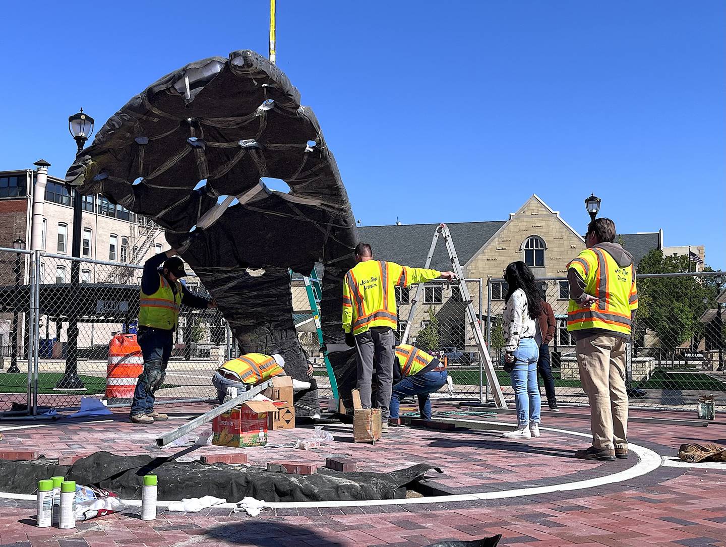 Austin Tyler Construction crews begin the installation of the Unity Dome sculpture in Joliet's downtown City Square on Monday, May 4, 2026.