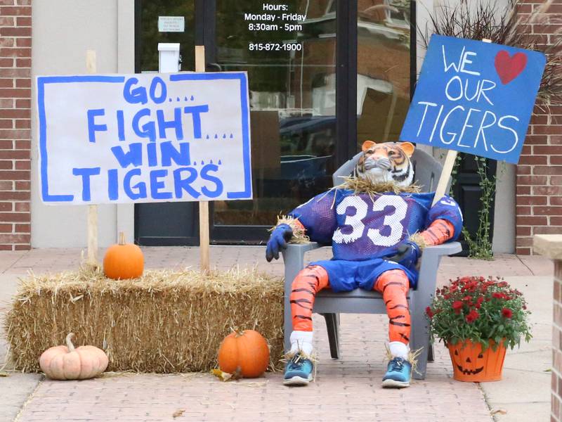 Photos: Princeton Area Chamber holds 10th annual Scarecrow Contest