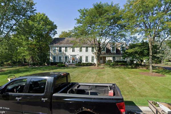 Single-family home sells for $1.1 million in Barrington