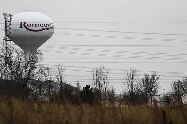 Romeoville Village Board hears plan for 7-unit retail building