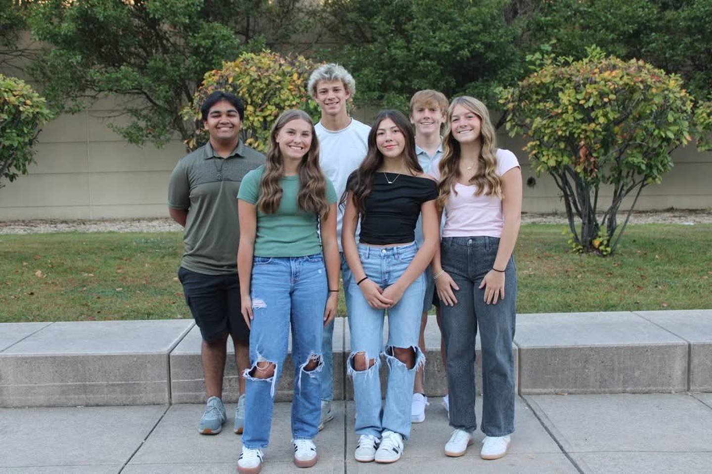 Freshmen: Chloe Escatel, Isadora Hueramo, Tess Kissack, Om Shah, Braxton Bruns, and Nolan Zick.