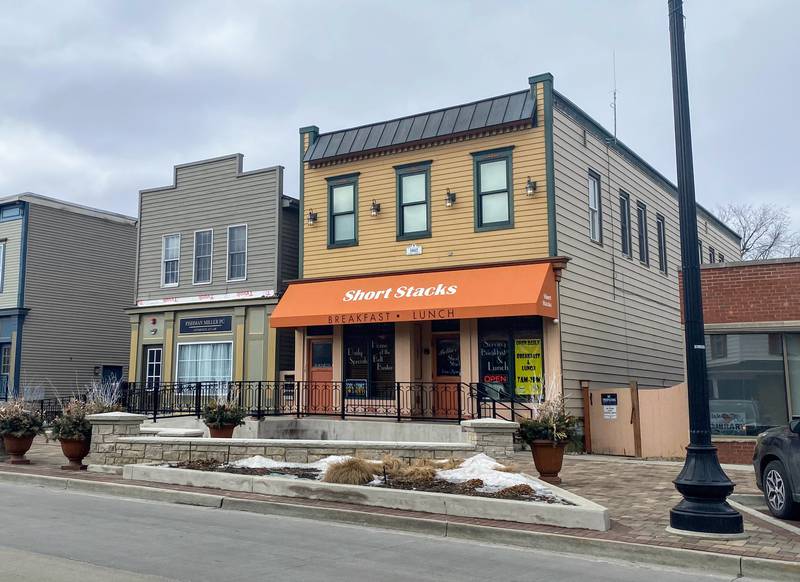 Short Stacks is a family-owned, breakfast-and-lunch place in downtown Algonquin.