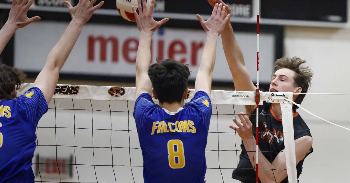 After tight 1st set, Wheaton Warrenville South pulls away in second to sweep Wheaton North, take DuKane lead