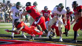High school football playoffs: Huntley holds off Fremd in Class 8A, draws Loyola next