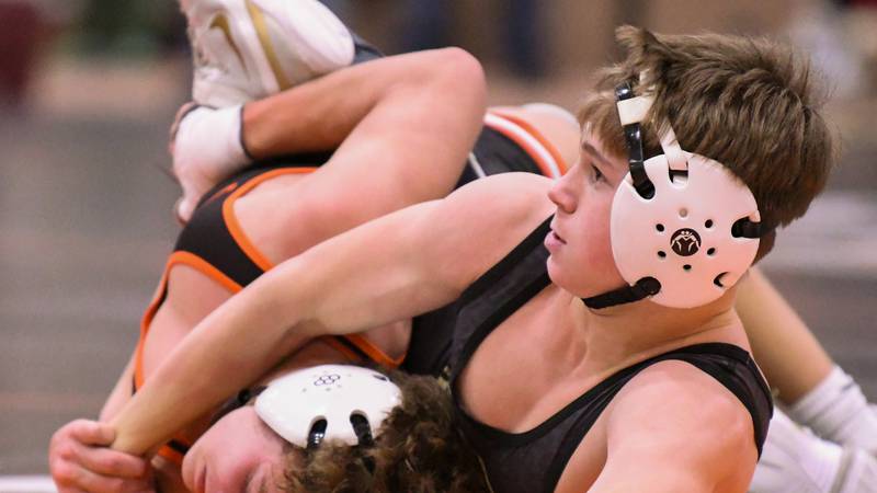 Boys wrestling: 2025-26 All-Interstate 8 Conference team announced