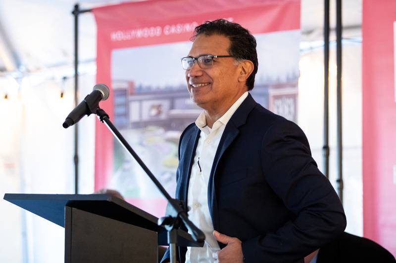 Rafael Verde, SVP Regional Ops, PENN Entertainment, delivers remarks at the Hollywood Casino Joliet Groundbreaking Ceremony on Dec. 13, 2023.