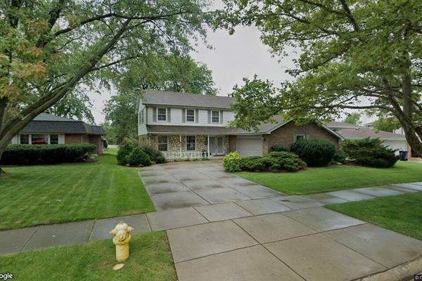 Single-family home sells for $422,000 in Orland Park