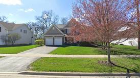 Single-family home in North Aurora sells for $680,000