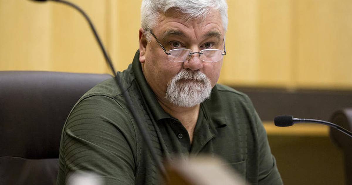 Elwood mayor files to run in 2021 election Shaw Local