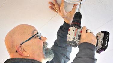 Spring forward safely by testing, replacing smoke and carbon monoxide alarms