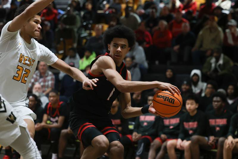 Bolingbrook’s Brady Pettigrew looks to pass against Joliet West on Friday, Jan 24, 2025 in Joliet.