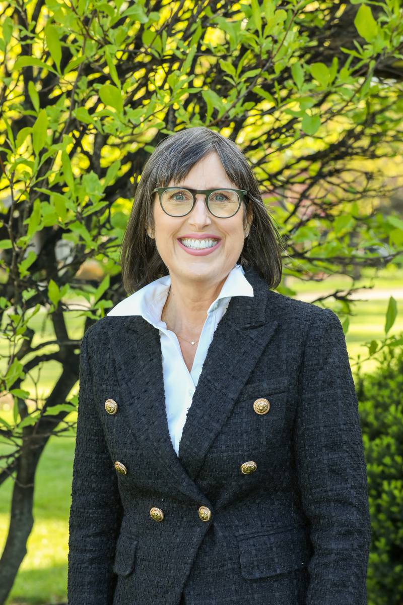 Elmhurst Park District Commissioner Carolyn Ubriaco