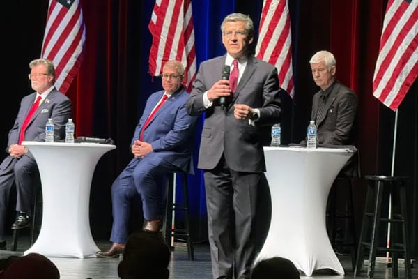 Few fireworks as Illinois GOP governor hopefuls share stage for first time