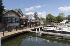 Explore waterfront dining in northern Illinois this season 