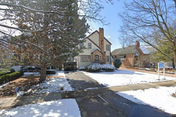 Sale closed in Villa Park: $774,000 for a single-family home