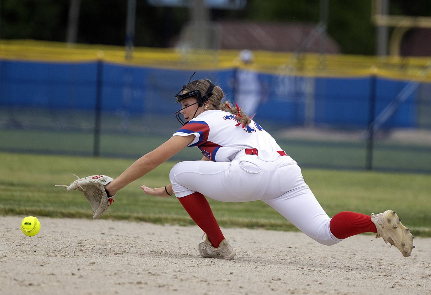 Morrison’s Peyton Lowery makes a diving stop against West Carroll Tuesday, May 19, 2026, at the Class 1A softball regionals at Newman.