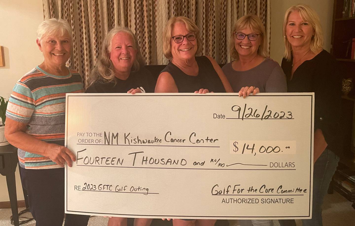 (From left): Golf Fore the Cure committee members Ruth Hart, Joanne Burton, Susie Tompkins, Ros Richardson, and Janeen Vogeler