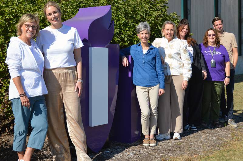 Four Dutch educators recently spent two weeks at Illinois Valley Community College as part of a professional exchange program, observing classes, meeting with personnel and students, and sampling life in the Illinois Valley. The hosts and their visitors are, from left: instructor Jill Urban-Bollis and Maud Slutter, program coordinator Tina Hardy and Karin van Zelst, and instructor Amanda Cook Fesperman (IVCC shirt second from right) between Manon van de Rijdt and Wilbert Smeets.