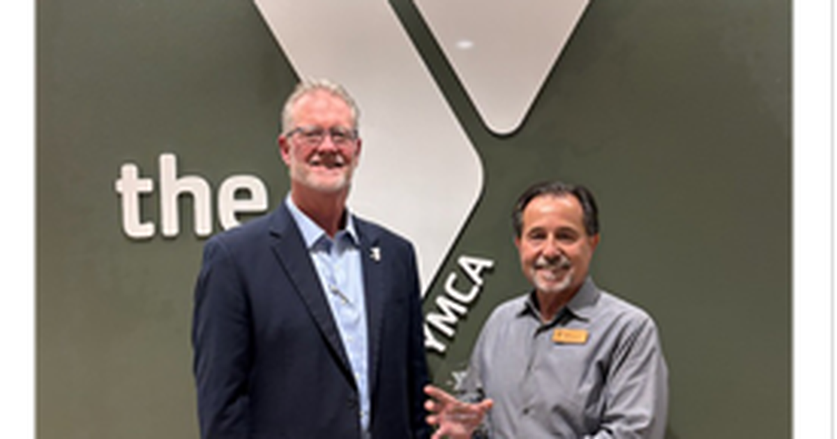 Ottawa YMCA CEO Joe Capece receives statewide leadership award