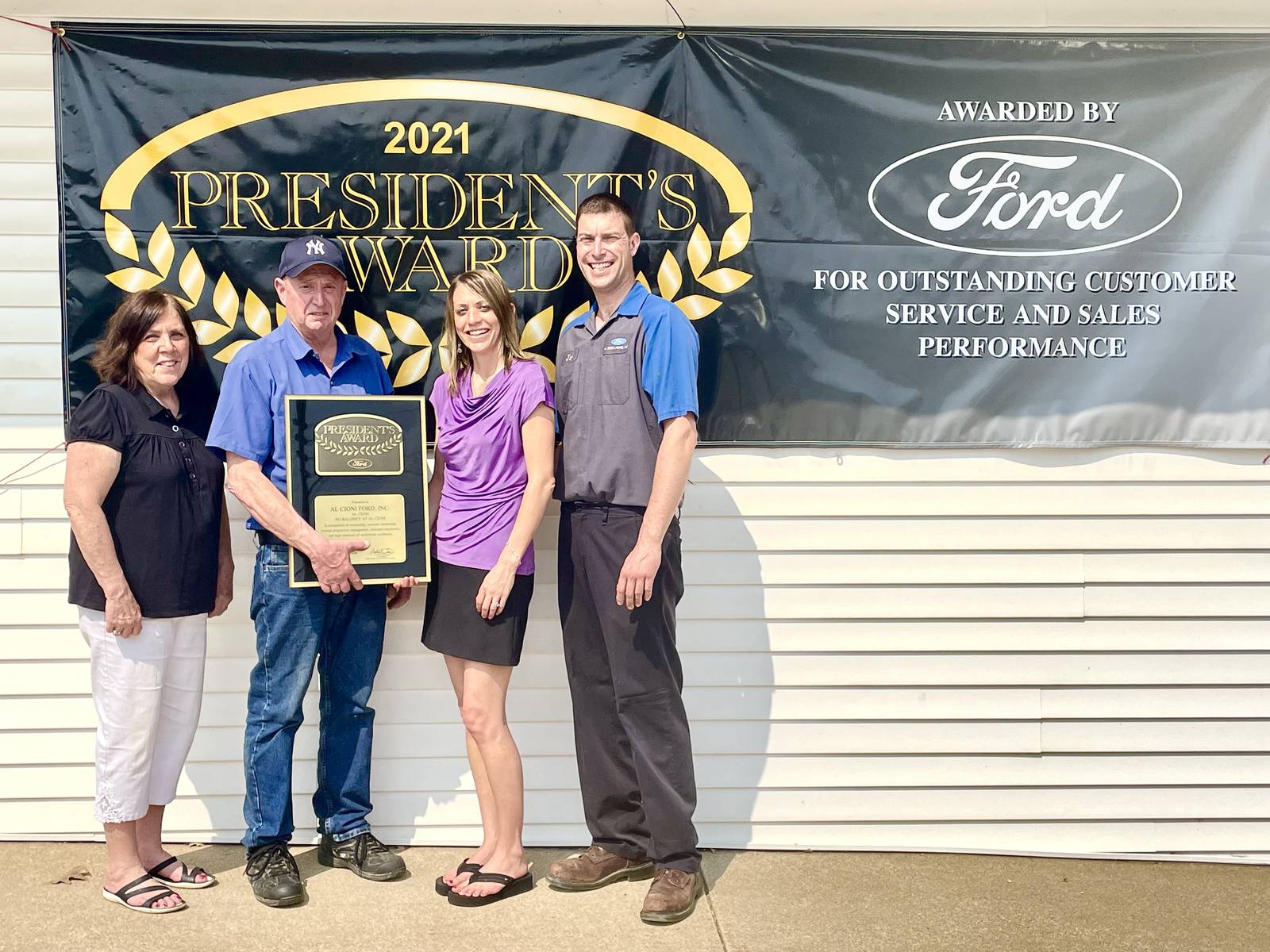 Al Cioni Ford receives 2021 Ford President’s Award Shaw Local