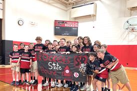 St. Raymond School in Joliet celebrates baseball team before state finals